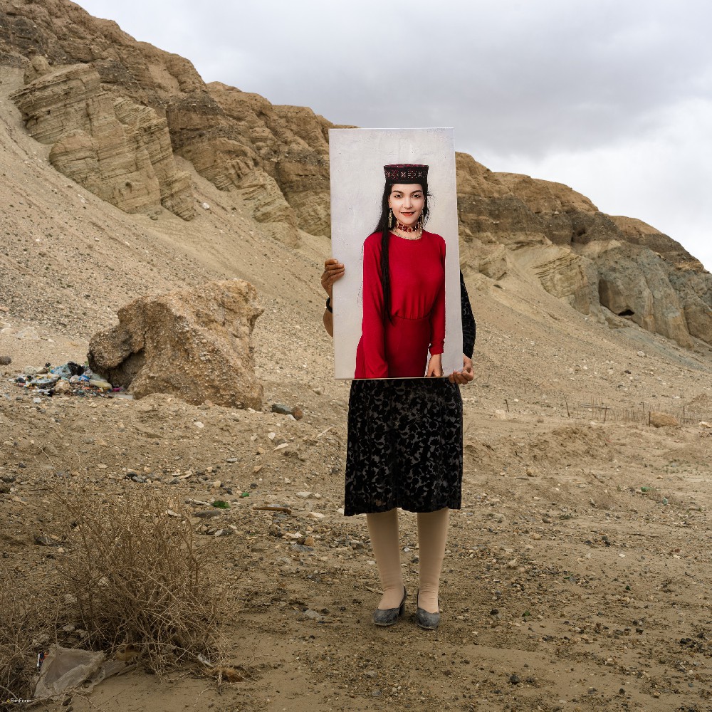 新塔吉克人物肖像